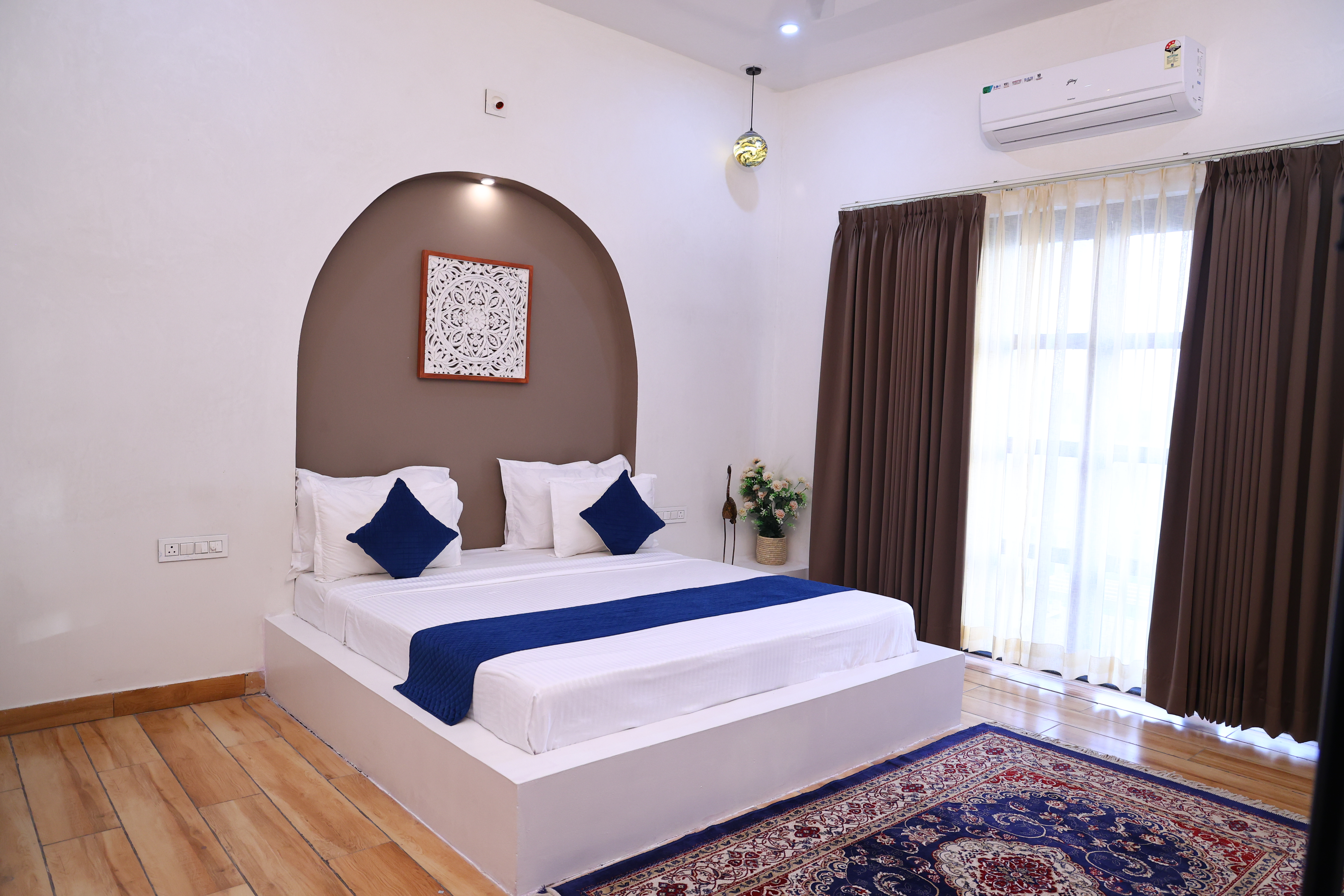 Villa rental booking setup at Maple Roots Villa